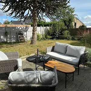 https://appartement-moderne-avec-jardin-et-parking.inbrittany.com